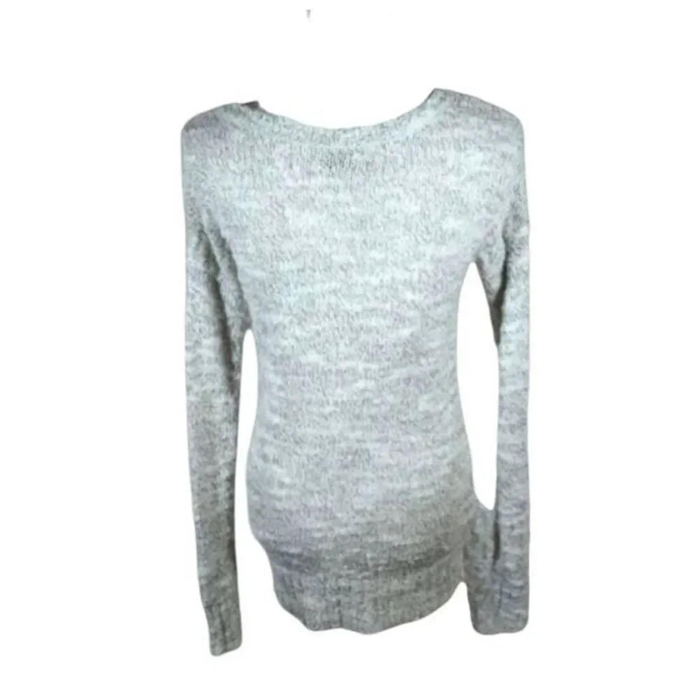 AMERICAN EAGLE OUTFITTERS GRAY, WHITE, & METALLIC SILVER SWEATER SZ.S EUC.